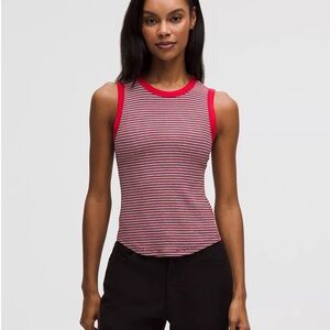 Lululemon athletica hold tight crew neck tank top waist length
